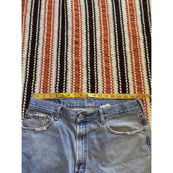 Levis Mens 560 Jeans 34x27 Loose Fit Blue Denim Medium Wash Whiskering Workwear - Picture 14 of 15